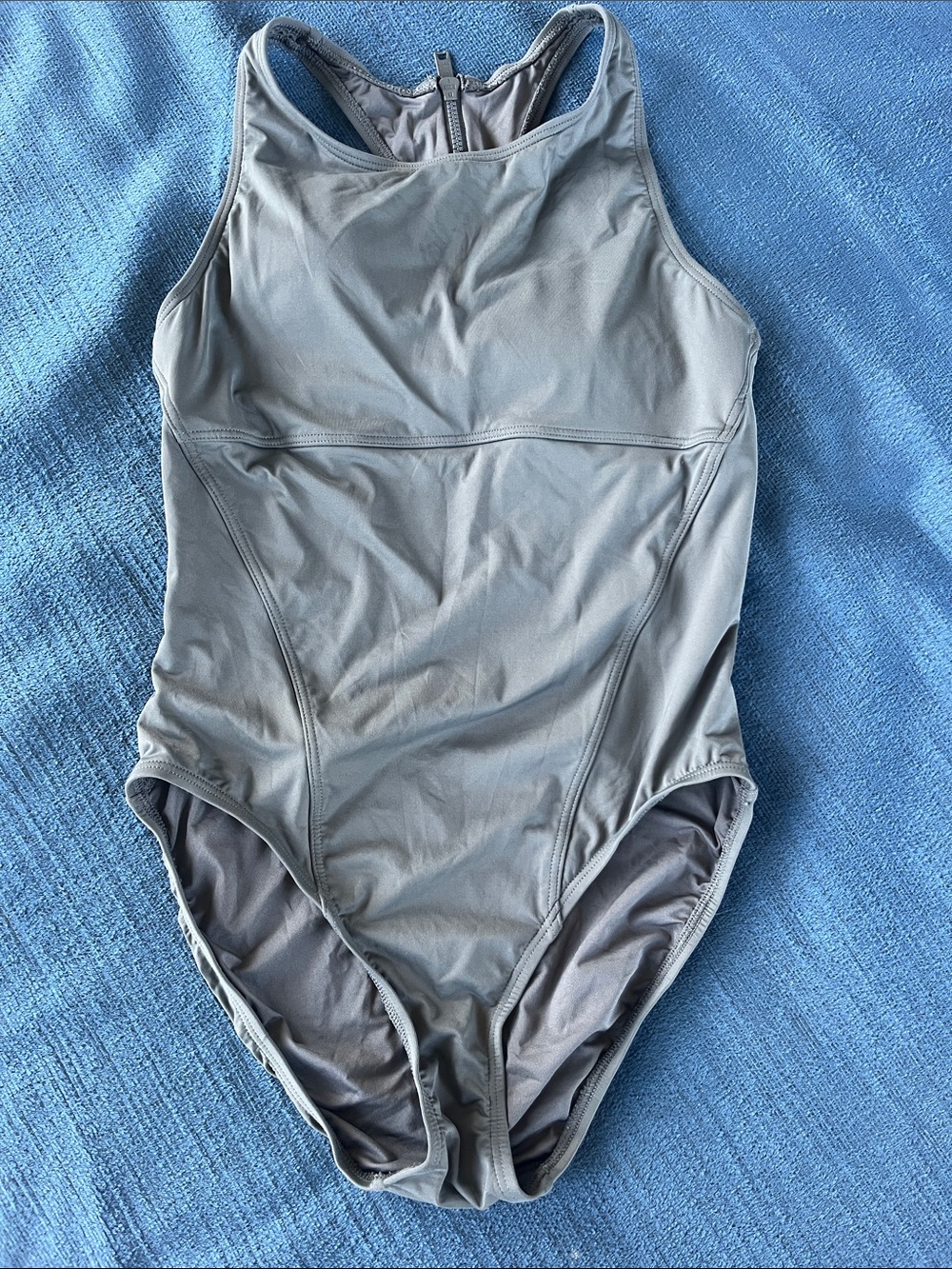 DKNY racer-back One-Piece Swimsuit. Removable padding @bra shelf. Size 10 NWOT - Picture 1 of 7